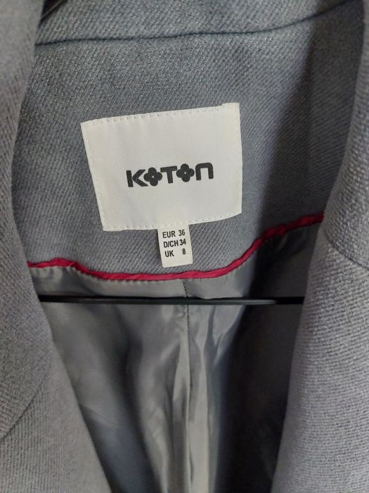 Яке -бежово и палто-сиво