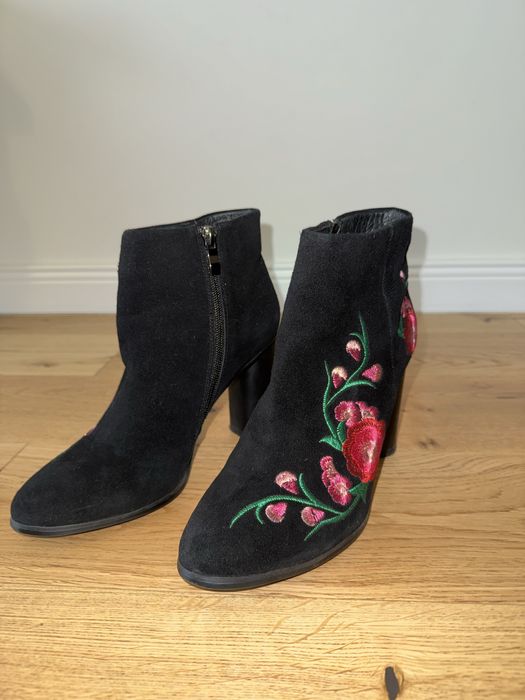 Botine scurte piele intoarsa Benvenuti marime 38