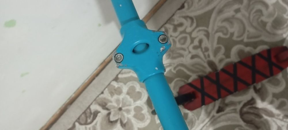 Продам самокат трюковой