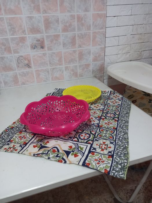 Хлебницы пластмассовые