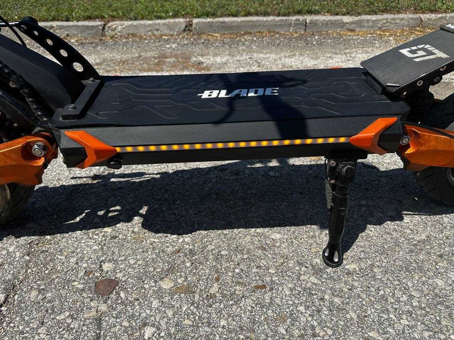 Продавам електрическа тротинетка Teverun Blade GT 60v 23a