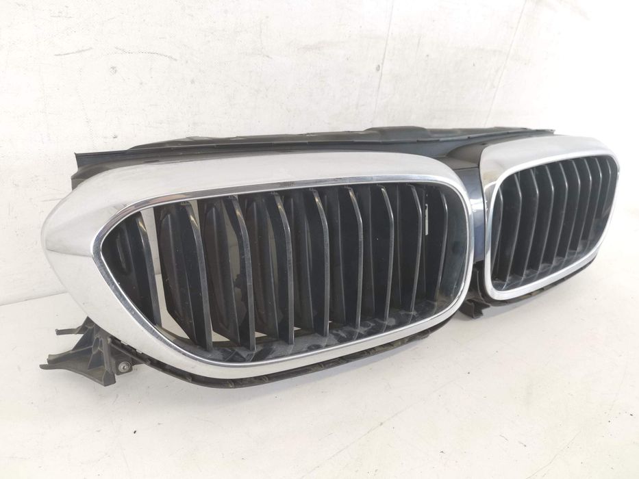 БМВ Серия 7 Г11/Г12 / BMW Seria 7 G11/G12 [ - ] Оригинална, в добро съ