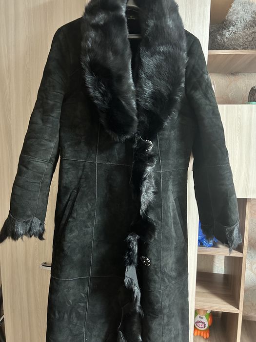 Продам дубленку, пальто