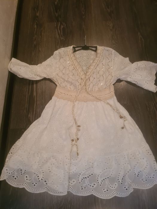 Rochie  mar  M/L la 100 lei