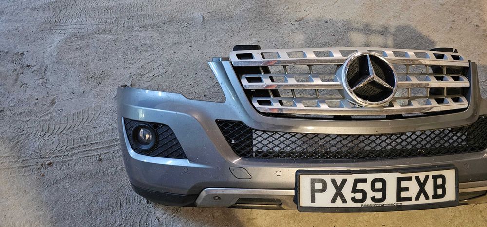 Предна фейслифт броня за  Mercedes ML W 164