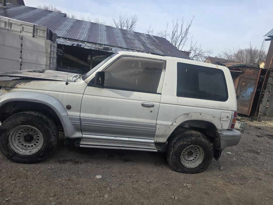 Поджер на разбор 4м40  6г72