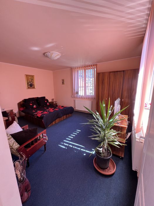 Vand casa in Busteni ,Poiana Tapului