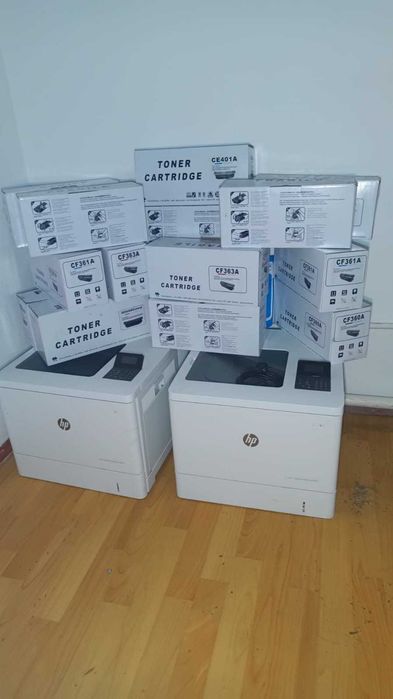 Продам срочно принтера. В рабочем состоянии.