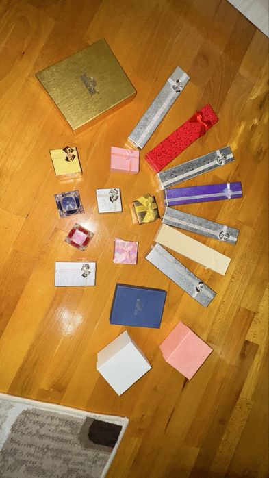 Коробки для украшения