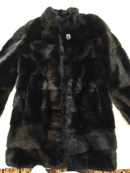 Продам норковую шубу