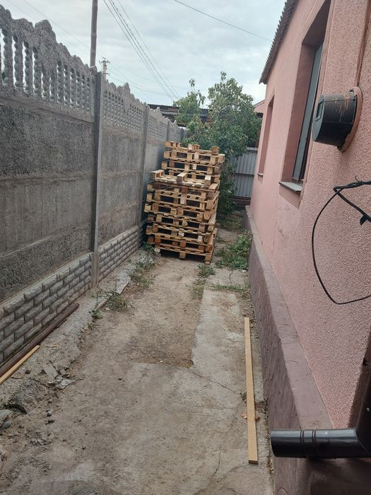 Продам поддоны п