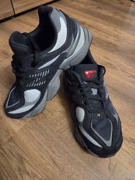New Balance 9060..