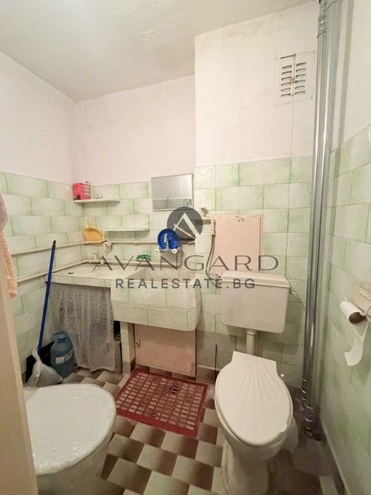 Продава се Двустаен апартамент в Пловдив, Кършияка - 60 кв.м за 1020 €/кв.м - Снимка #4