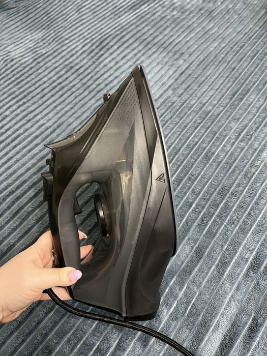 Продам утюг, б/у