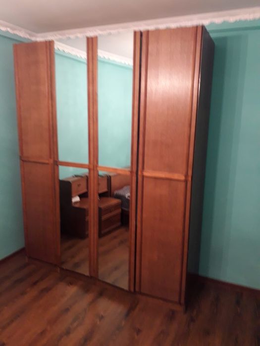 Срочно продам спальный гарнитур