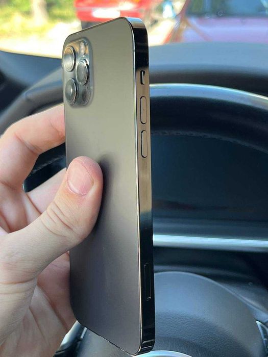 Iphone 12 pro sotiladi
