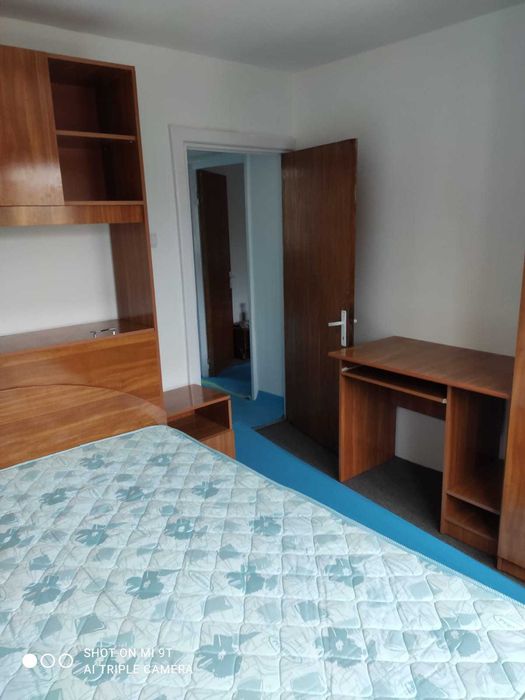 2cam central linistit modern mobilat utilat parchet stejar ideal cuplu