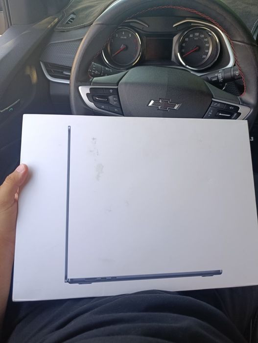 Apple Macbook M2 Air 15" 8/512gb