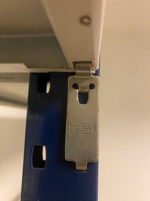 Sistem de rafturi modulare pentru depozitare și arhivare marca BOSAL.