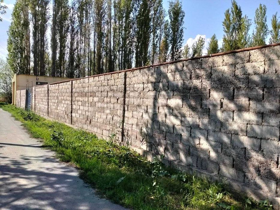 Продаётся земельный участок В районе Юкори-Чирчик Джалол Тепа