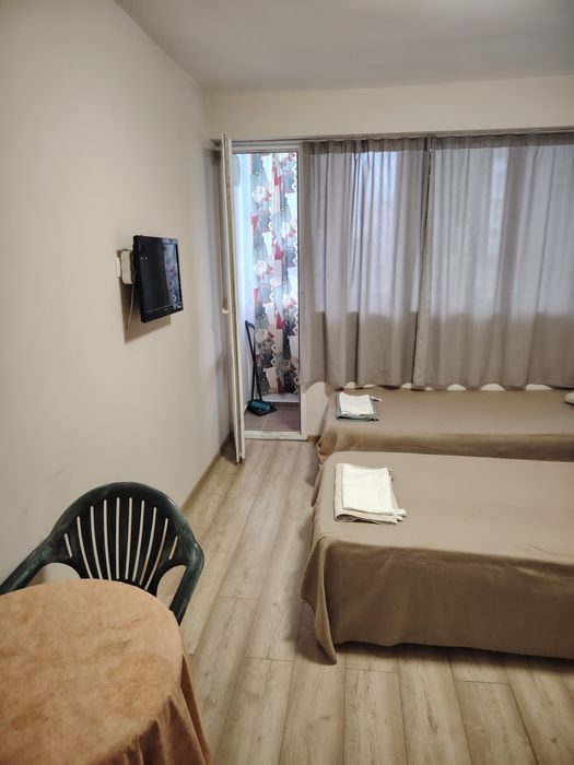 Отдавам под наем боксониера в Сл.бряг