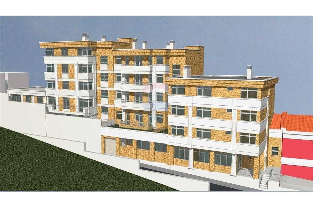 Продава се Тристаен апартамент в Шумен, Център - 85 кв.м за 1200 €/кв.м - Снимка #1