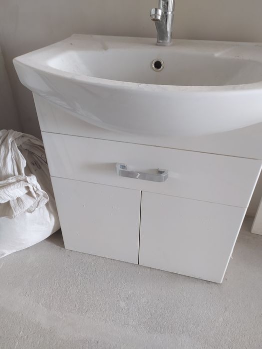 Раковина  45 ширина 60 длинна