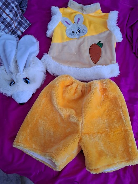 Продам костюмчик санты