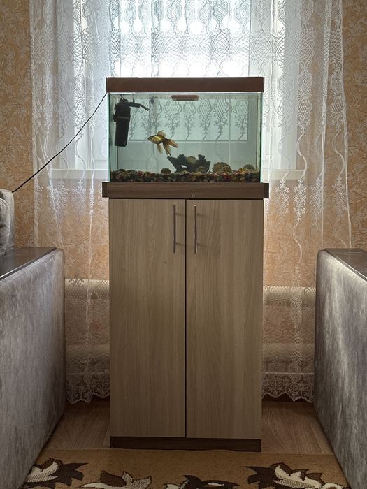 Аквариум со шкафом