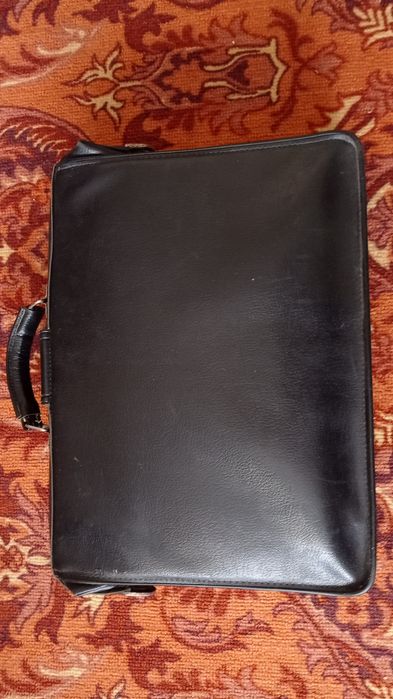 Портфель кожаный