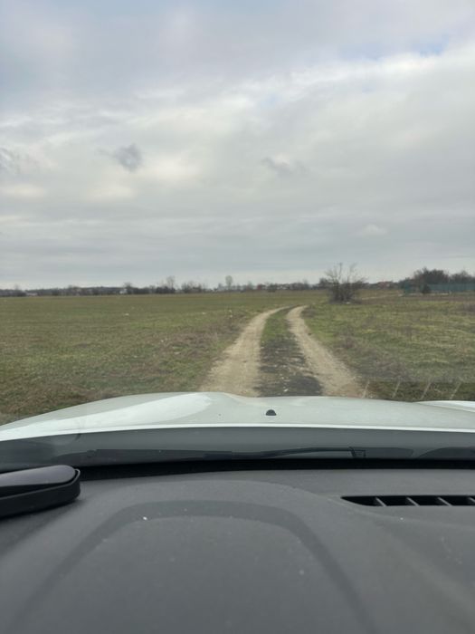 Teren de vanzare sau inchiriere,2400 mp