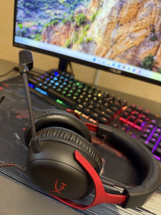 Игровые наушники HyperX Cloud III