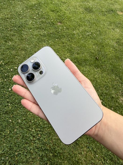 Iphone 15 Pro 256 GB ,  e-Sim