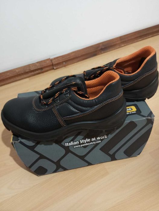 Работни обувки 42