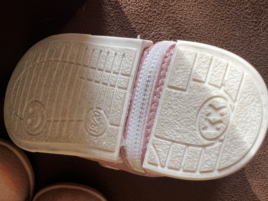 Колев буйки за прохождане кец зима 19/20 и обувки apawwa 20 размер