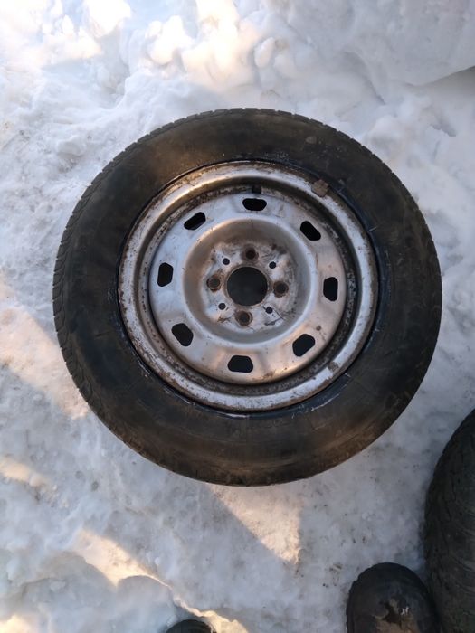 Продам запаску Ваз 13