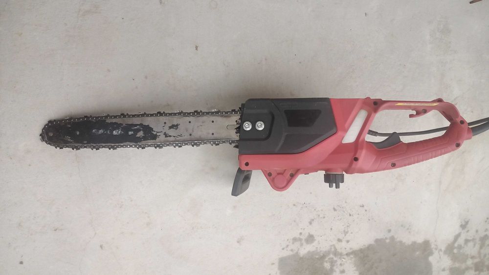 Електрически верижен трион Райдър (Raider) 2000W