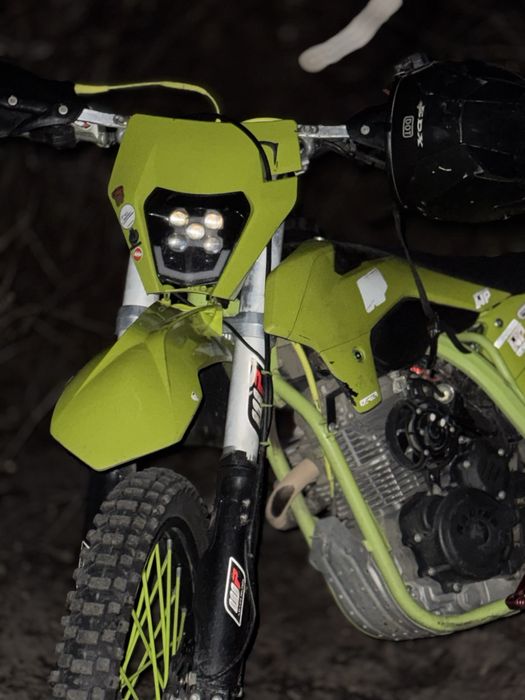 Продам zuumav K5 CB300 175FMM