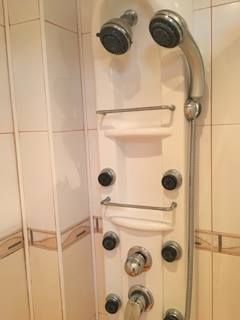 * цената е за човек* Двойна стая със самостоятелна баня и тоалетна