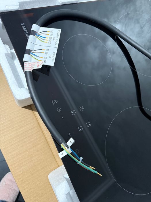 Plita prin inductie SAMSUNG 7.2KW