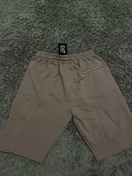 Мъжки къси панталони EA7