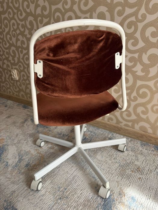 Стул для школьника, Ikea