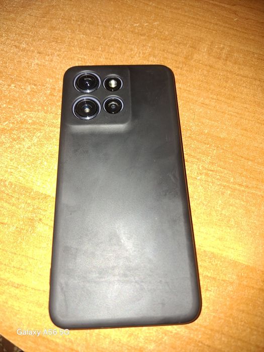 Моторола едж 50 нео.