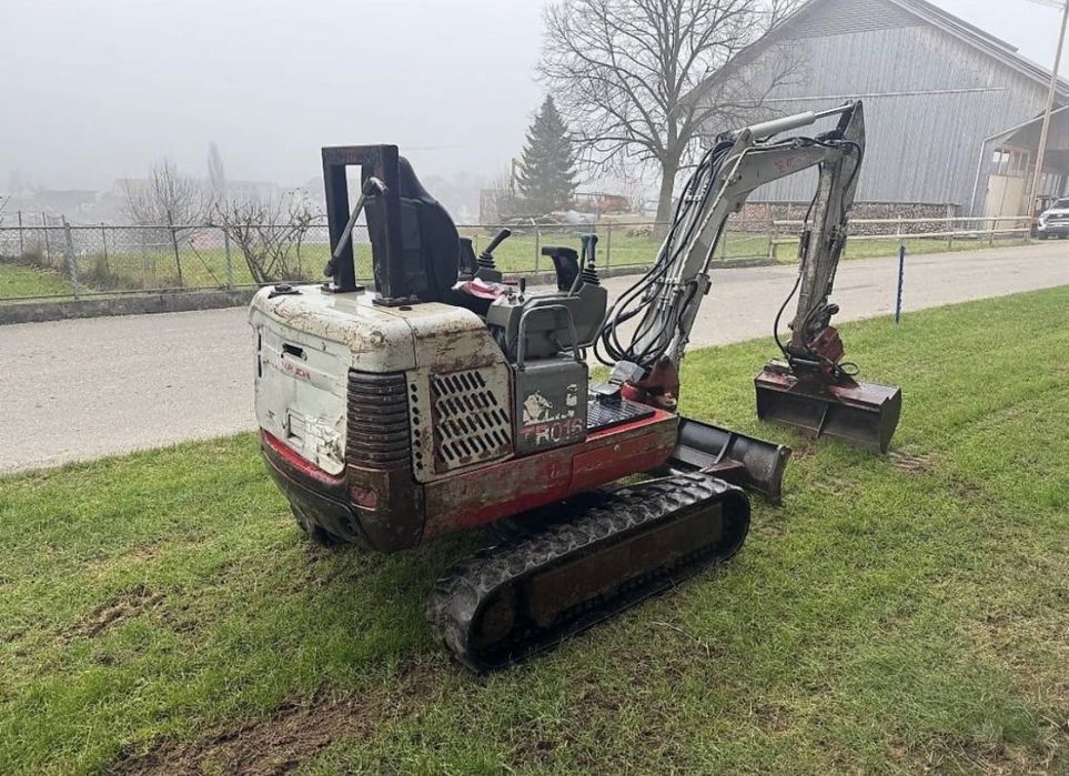 Takeuchi Tb016 excavator