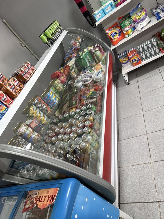 Холодильник для магазина Витринный