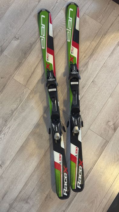 Schiuri Elan Race X L130 – pentru juniori (130 cm, R10,7 m)