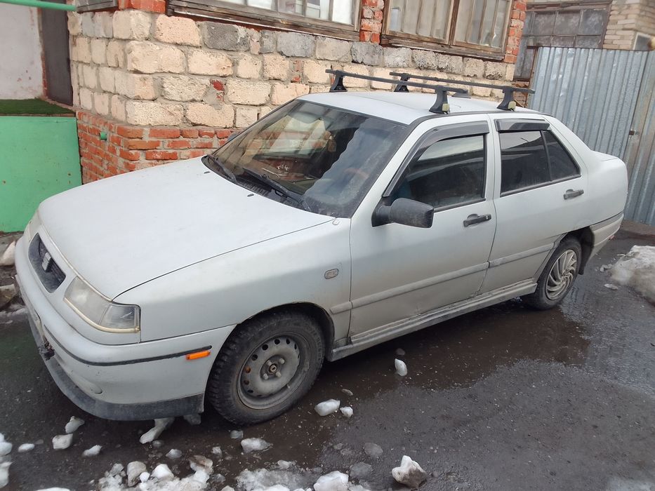 Продам машину сеат талето