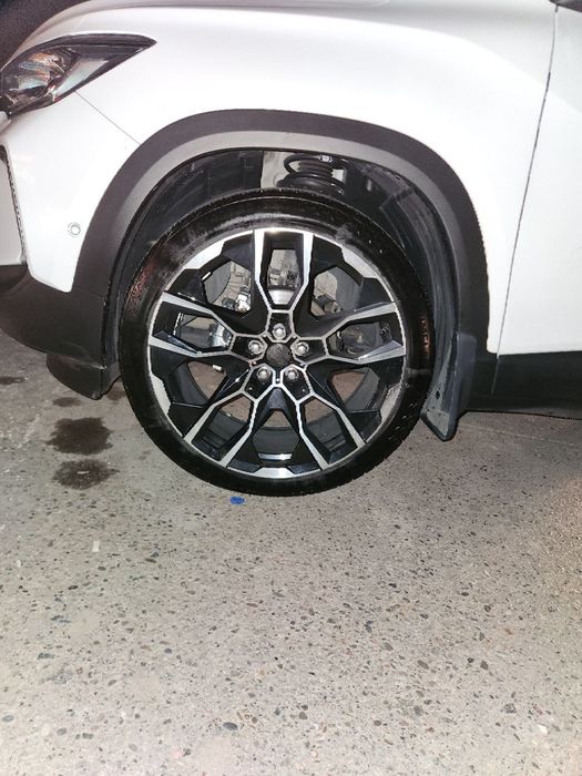 X7 BMW дизайн r20 универсал разноширокий