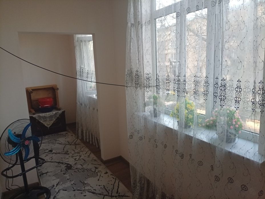 Qoraqamish1/2 uy sotiladi