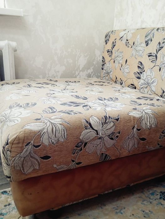 Продам кресло  детский